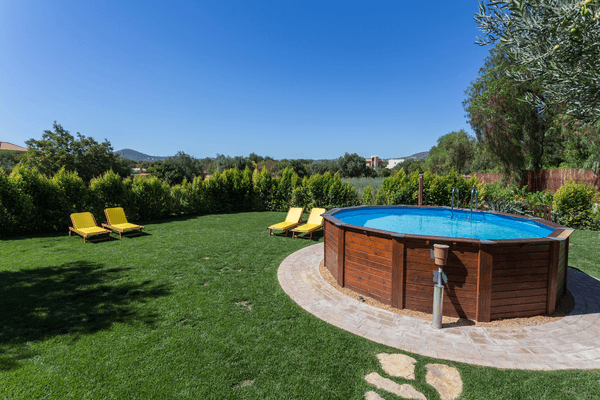 Comment choisir sa piscine hors-sol ? Notre guide d’achat complet !