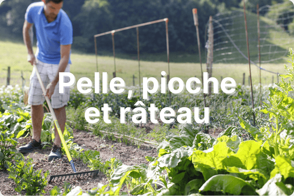 Pelle, pioche et râteau