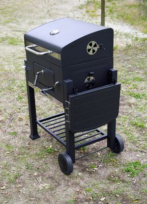 Barbecue à charbon de bois DRACO