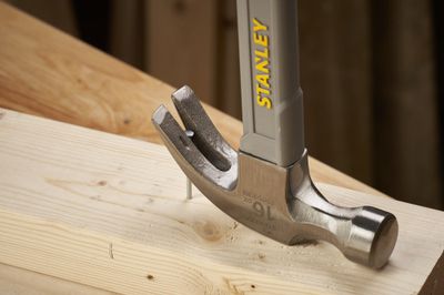 Marteau arrache clous 450GR STANLEY