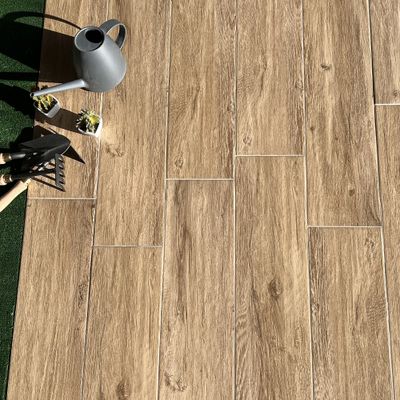 Carrelage de sol extérieur effet bois brun GALIBIER ép 8 mm 19 x 80 cm paquet de 1,67 m² PAREFEUILLE