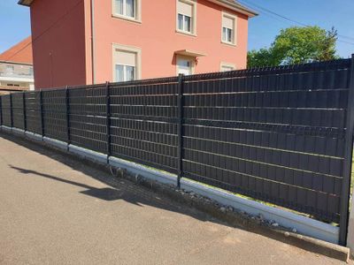 Lamelles souples d'occultation horizontale L.2,50 x H.1,42/1,52 m gris FERRO BULLONI