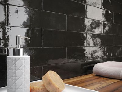 Faïence murale effet zellige noir rectangulaire GEMSTONE ép 9 mm 7,5 x 30 cm 0,63 pqt/m² BALDOCER