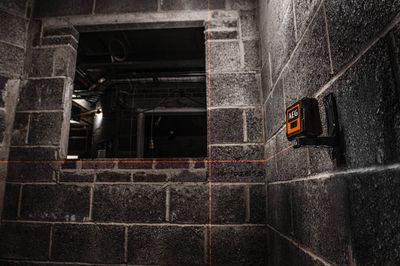 Niveau laser rouge 15 m CLR215-B AEG