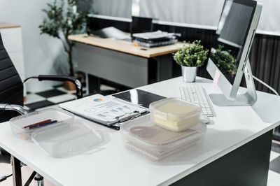 Boîte alimentaire carrée 0,9L transparente One Box - CURVER