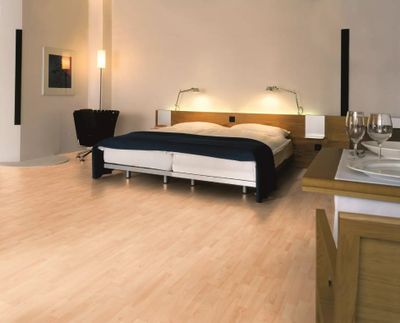 Sol stratifié décor chêne naturel Canmore ép 6 mm 19,3 x 137,6 cm AC3 paquet de 2.921 m² KRONOTEX