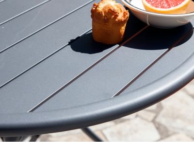 Table de jardin pliante GUERIDON aluminium graphite ø 80 cm, Livraison à domicile incluse - PROLOISIRS