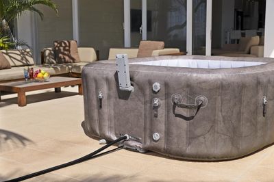 Spa gonflable carré ROME 130 x130 cm hauteur 71 cm 6 personnes - BESTWAY