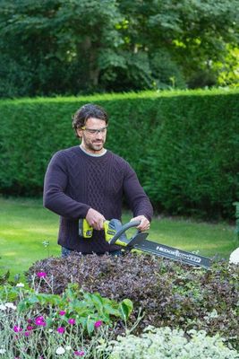 Taille-haie à batterie 18 V lame 45 cm RY18HT45A-0 RYOBI