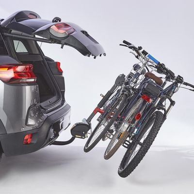 Porte vélo 3 vélos électriques suspendus sur attelage  MOTTEZ