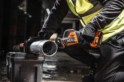 Scie sabre sans batterie Subcompact Brushless 18V BUS18SBL-0 - AEG