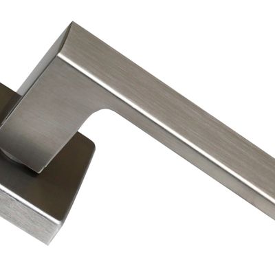 Poignées de porte sur rosaces carrées sans trou Loft nickel mat ALPERTEC
