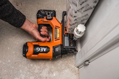 Cloueur de finition Brushless sans fil sans batterie B18BN16 0 - AEG