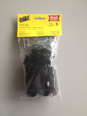 Clips de fixation pour plinthe 19x70x2400mm - Lot de 20 AJ TIMBER