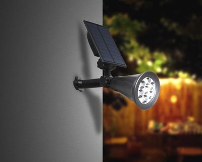 Spot à piquer extérieur solaire LED Spiky noir IP65 400 lumens blanc chaud - ARLUX