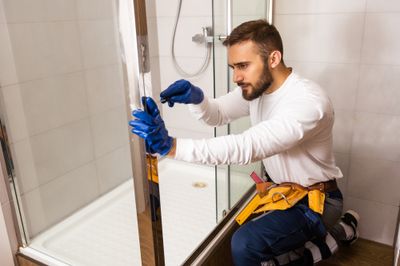 Installation ou remplacement porte ou paroi de douche