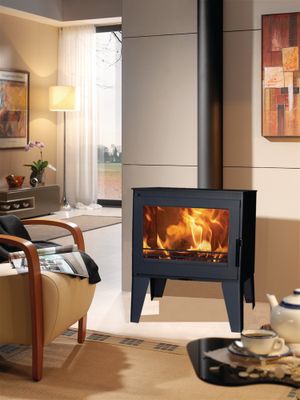 Poêle à bois sur pied 7,1 kW GIULETTA 7 étoiles flammes vertes, Livraison à domicile incluse - PANADERO