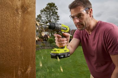 Perceuse à percussion sans fil 18 V ONE+ R18PD2-220S (2 batteries) - RYOBI