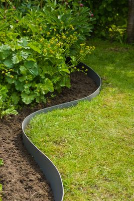 Bordure de jardin flexible PE recyclé gris H.7,5 cm x 10 m OUTSIDE LIVING