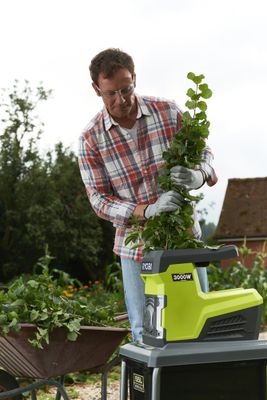 Broyeur de végétaux électrique 3000 W RSH3045U RYOBI