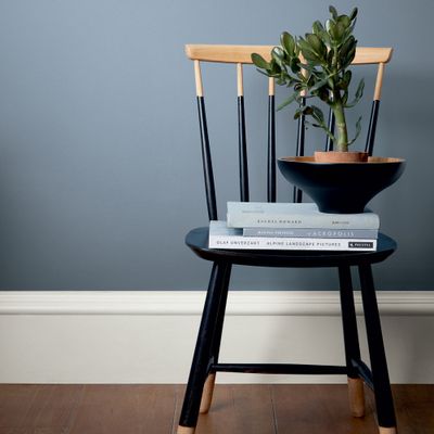 Aerosol DULUX VALENTINE Noir Mat 400ML+25% Gratuit