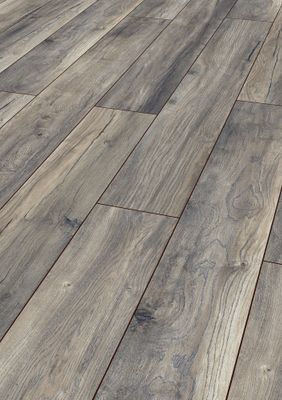 Sol stratifié décor chêne gris HARBOUR ép 12 mm 18,8 x 137,5 cm AC5 paquet de 1,293 m² KRONOTEX