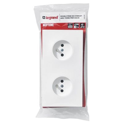 Prise électrique double encastrable avec terre horizontale Blanc - Neptune LEGRAND