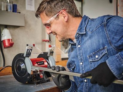 Touret à meuler 150 W TC-BG - EINHELL