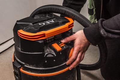 Aspirateur eau et poussières sans fil sans batterie 18 V BWD18-0 - AEG