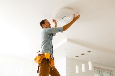 Installation ou remplacement de luminaire (1 produit)