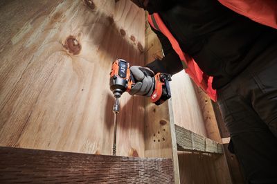 Visseuse à choc brushless 18V BSS18C3B3-0 sans batterie AEG