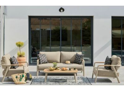 Salon de jardin et de repas PERLE aluminium crème chêne 5 places avec coussins, Livraison à domicile incluse - PROLOISIRS