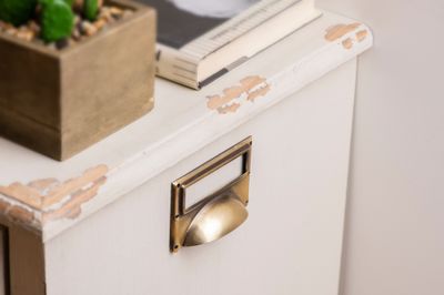 Poignée de meuble vieux laiton 80 x 50 mm REI