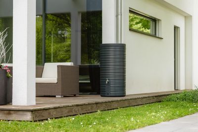 Récupérateur d'eau de pluie - Réservoir Nordic - 300 litres gris anthracite - GRAF