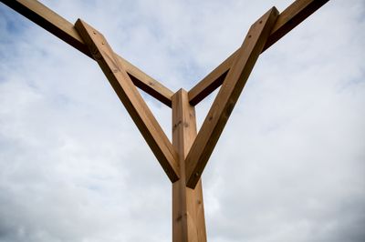 Pergola autoportante en bois traité thermachauffé L 3 x l 2,96 x h 2,35 m, Livraison à domicile incluse - HABRITA