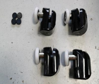 Roulettes simple corps noires pour portes de douche diamètre 20mm - AURLANE