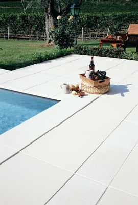 Margelle droite plate Océane lubéron 50 x 33 x 3,4 cm NF P25 - FABEMI