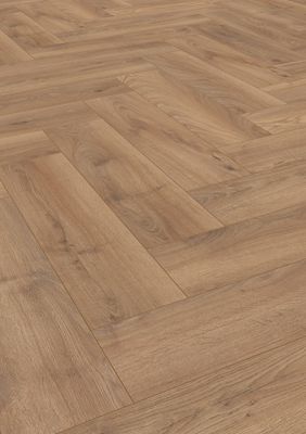 Sol stratifié décor bâton rompu HISTORY OAK ép 8 mm 12.6 x 63 cm AC5 compatible pièce humide paquet de 0.87 m² AJ TIMBER