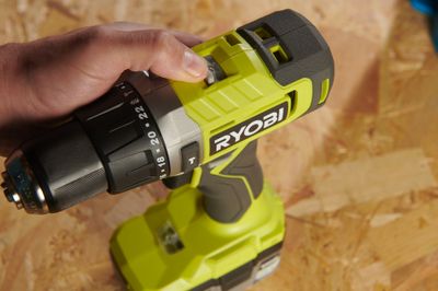 Perceuse à percussion + compresseur sans fil 18 V ONE+ RPD18-2C42SPI (2 batteries) - RYOBI