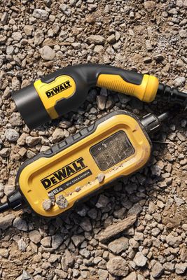 Chargeur portable pour voiture électrique 16 A 3,7 Kw - DEWALT