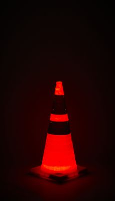 Cône de signalisation rétractable lumineux hauteur 72 cm MOTTEZ