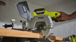 Nomenclature Scie circulaire sur table et scie à onglet