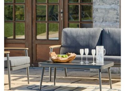 Salon de jardin MANON aluminium graphite 4 places avec coussins, Livraison à domicile incluse - PROLOISIRS