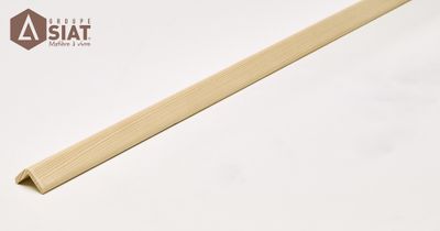 Baguette d'angle sapin rabotée non traitée - Ép.28 x l.28 mm - L.2.50 m - GROUPE SIAT