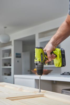 Perceuse à percussion sans fil 18 V ONE+ R18PD2-220S (2 batteries) - RYOBI