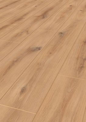 Sol stratifié décor bois doré GOLDEN VISTA ép 8 mm 19,5 x 128,9 cm AC5 compatibilité pièce humide paquet de 2.22 m² AJ TIMBER