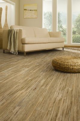 Lame PVC adhésive effet bois muscade RUSTIC ép 2 mm 15,2 x 91,4 cm compatible pièce humide paquet de 2,20 m² GERFLOR