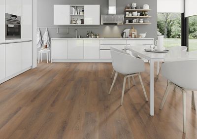 Sol vinyle effet bois marron TABAC SPC ép 5,2 mm 18,0 x 122,0 cm compatible pièce humide paquet de 2,196 m² HKS
