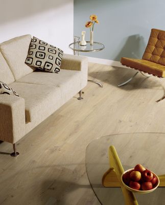 Sol stratifié décor bois chêne clair BARONIAL ép 7 mm 19,2 x 128,5 cm AC3 2,470 m²/pqt AJ TIMBER