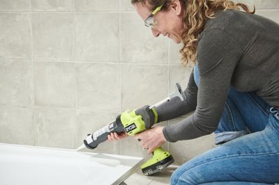 Pistolet à Colle Sans Fil RCG18-0 RYOBI